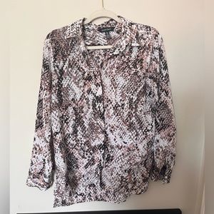 Ellen Tracy pink snakeskin dress shirt button up size S oversize